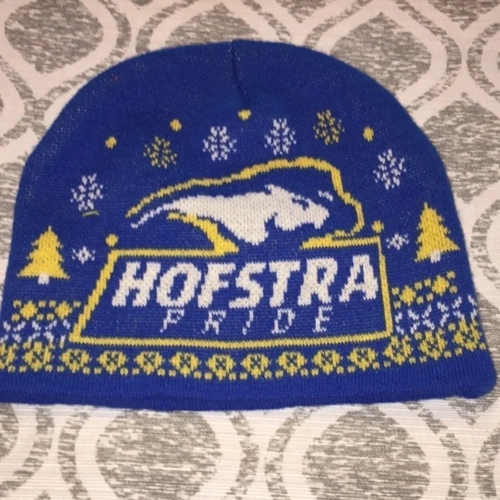 Vintage 2000 Hofstra Pride Knit Hat Scarf Winter unisex